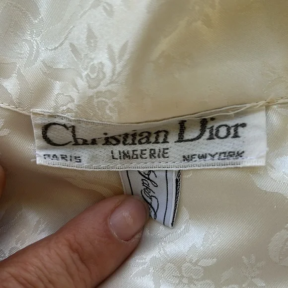 Vintage Christian Dior authentic rare ‘50’s satin robe made exclusively for Saks - Picture 11 of 16